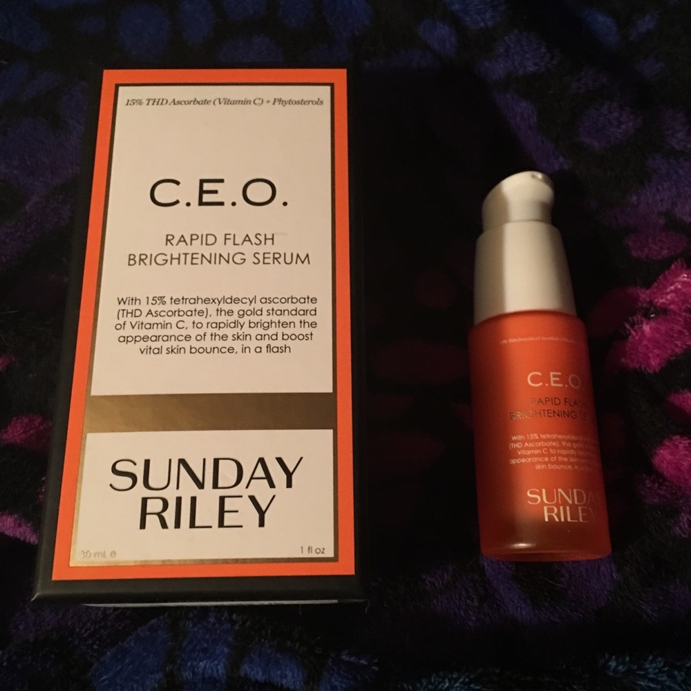 Sunday Riley C.E.O. Rapid Flash Brightening Serum - Picture 1 of 5